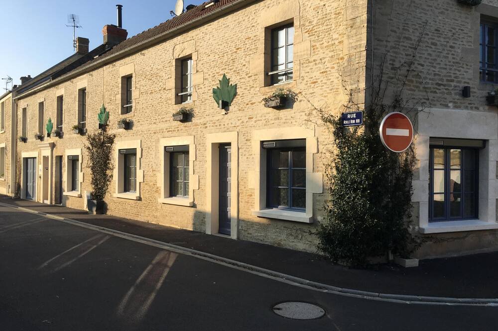 Photo of Outdoor in Bernieres-sur-Mer