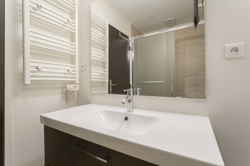 Photo of Bathroom in La Croix Rousse