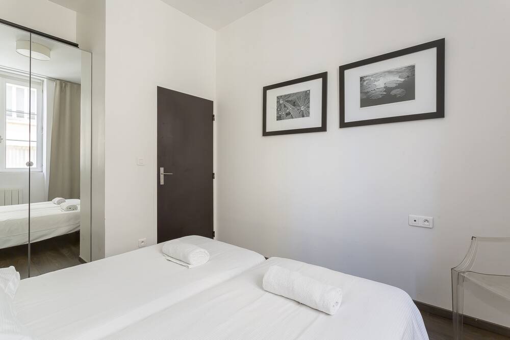 Photo of Others in La Croix Rousse