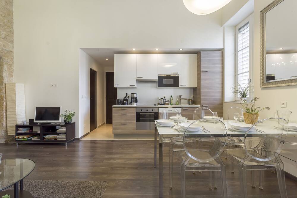 Photo of Others in La Croix Rousse