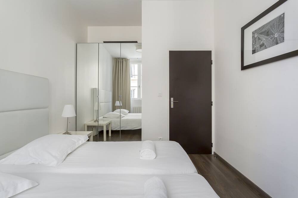 Photo of Others in La Croix Rousse