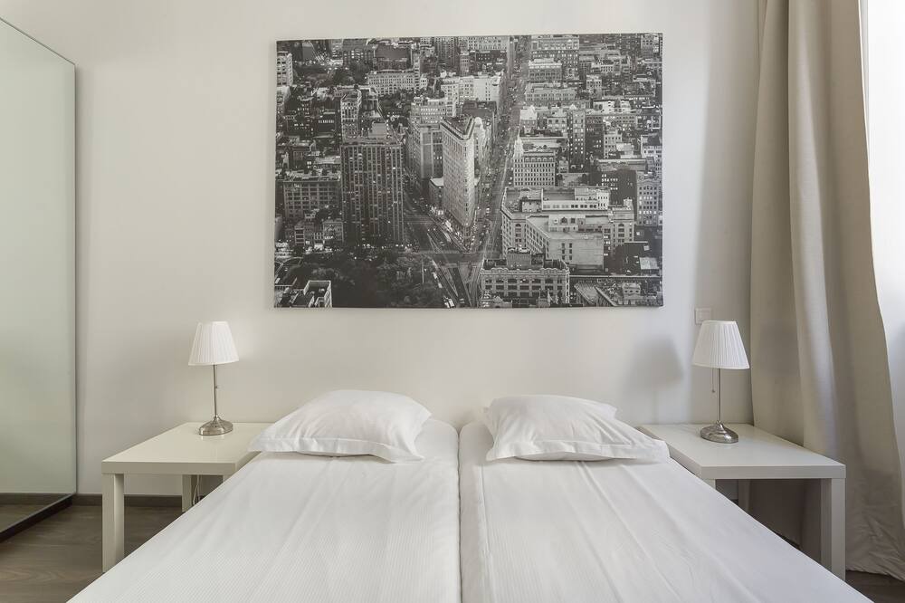 Photo of Others in La Croix Rousse