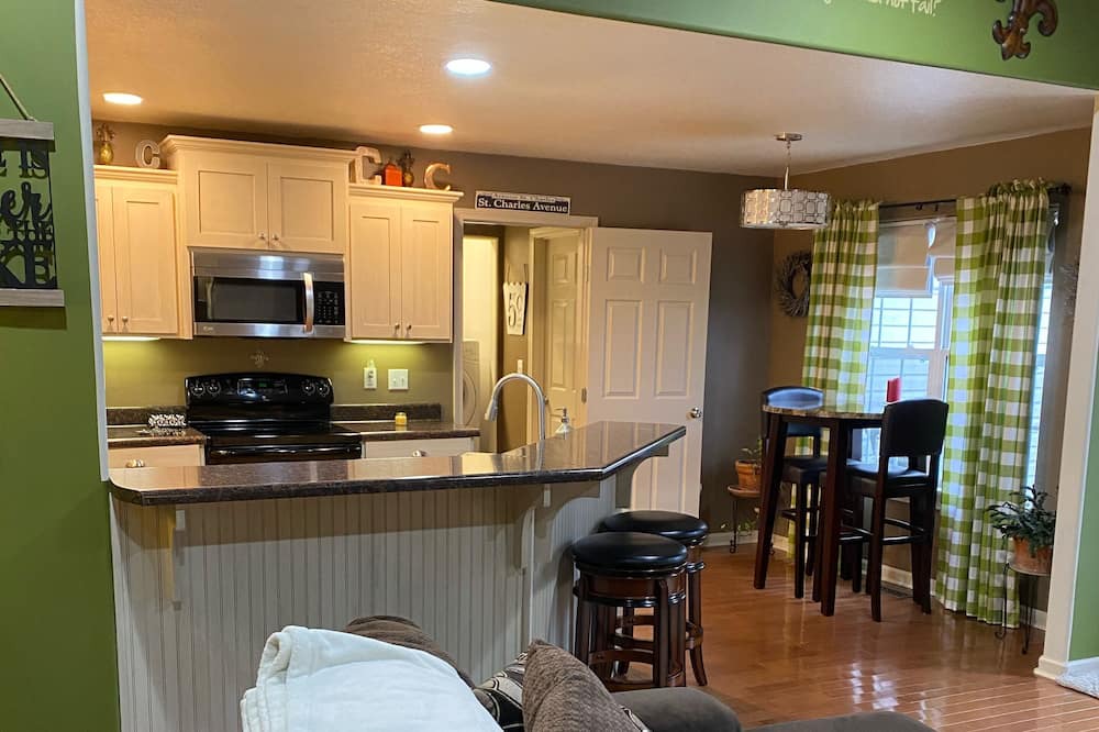 Photo of Bedroom in Guntersville
