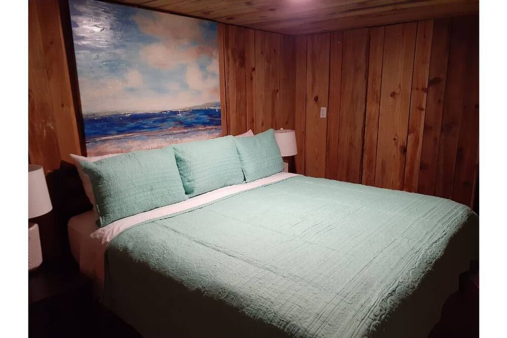 Photo of Bedroom in Goodrich
