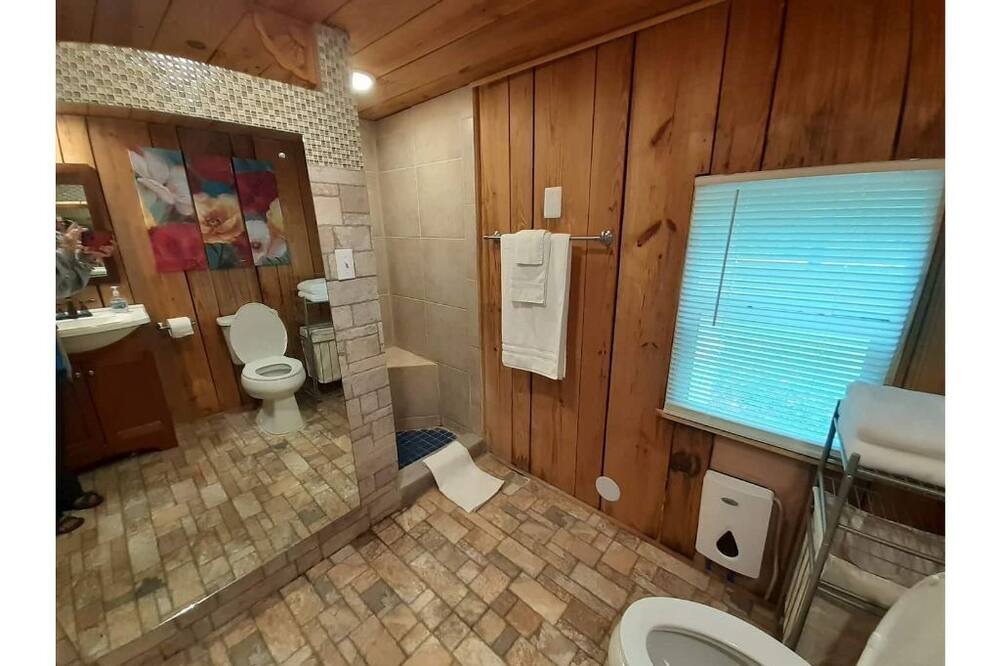 Photo of Bathroom in Goodrich