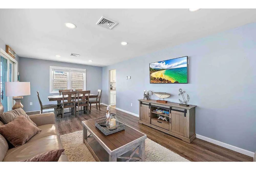 Photo of Livingroom in North Beach Haven