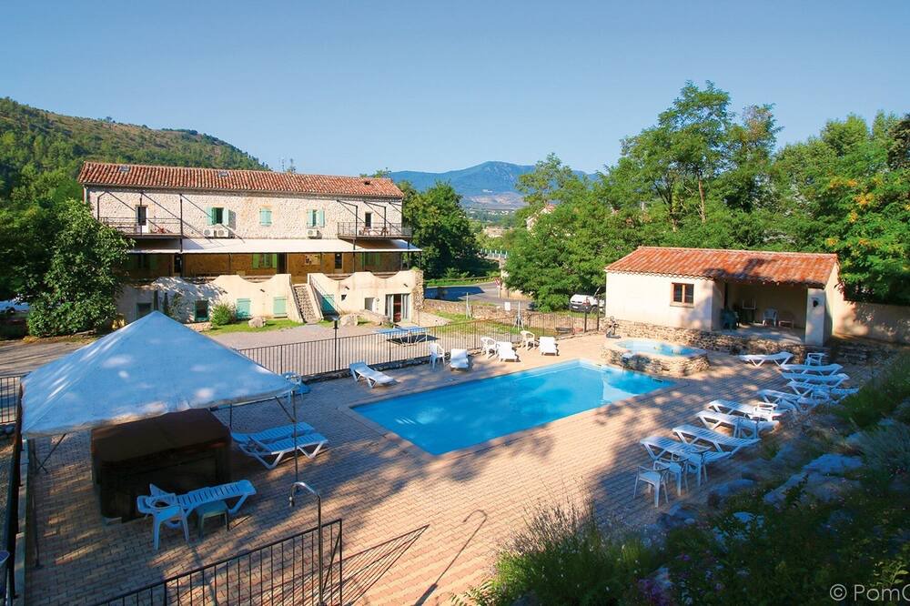 Photo of Outdoor in Les Assions