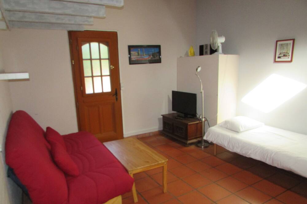 Photo of Bedroom in Saint-Nazaire
