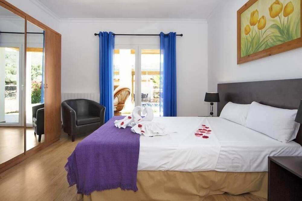 Photo of Bedroom in Lliber