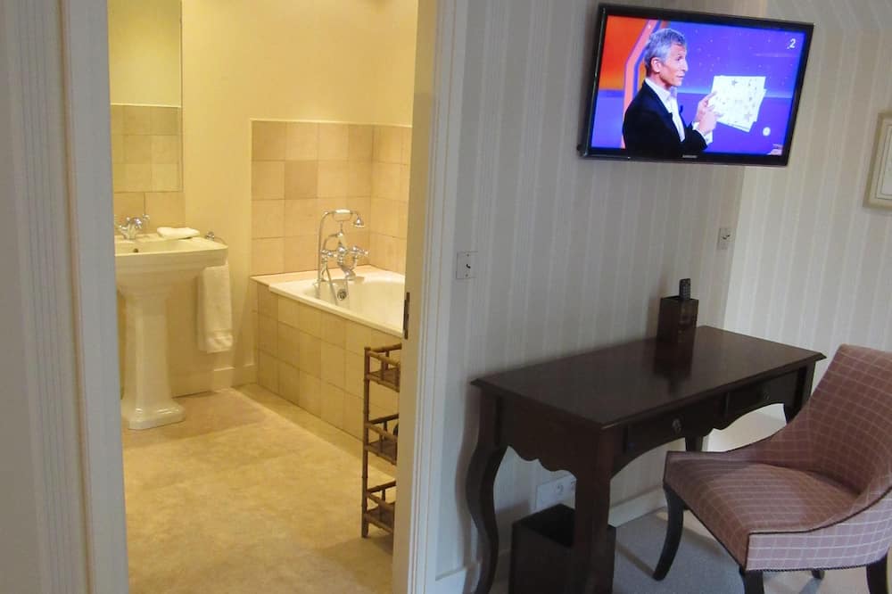 Photo of Others in Louresse-Rochemenier