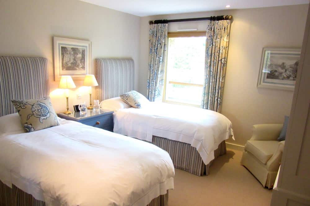 Photo of Others in Louresse-Rochemenier