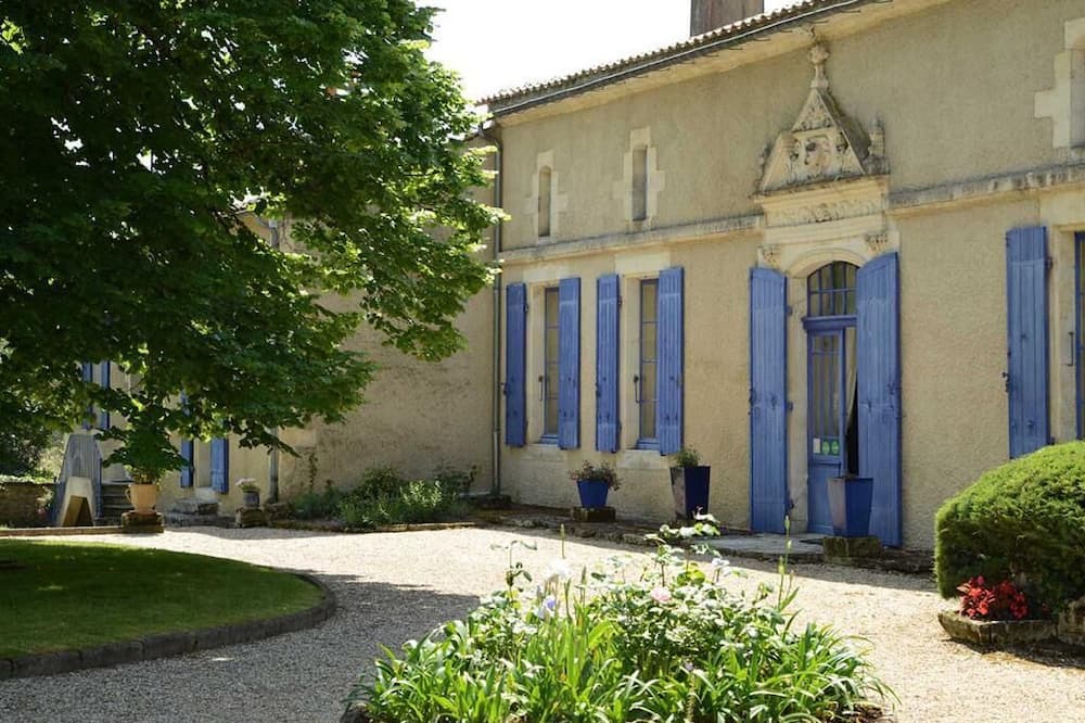 Photo of Others in Saint Palais