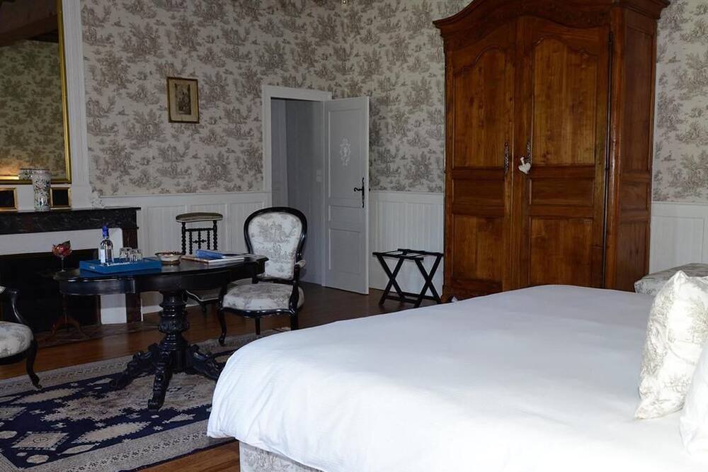 Photo of Others in Saint Palais