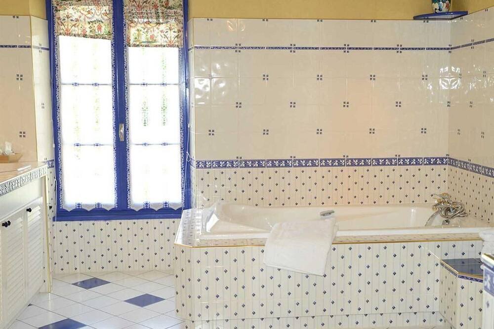 Photo of Bathroom in Saint Palais