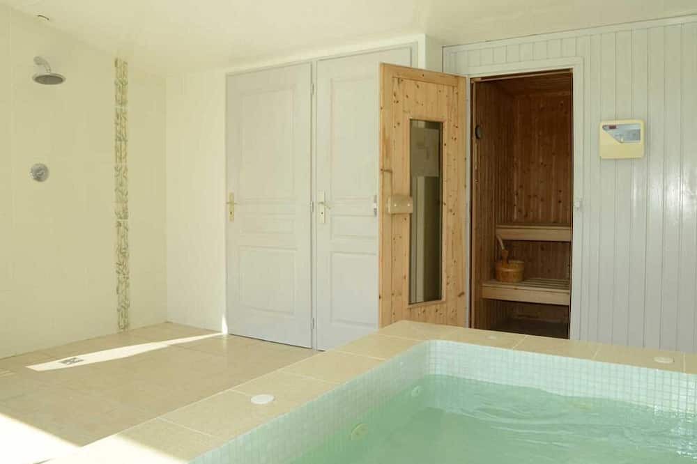 Photo of Others in Saint Palais