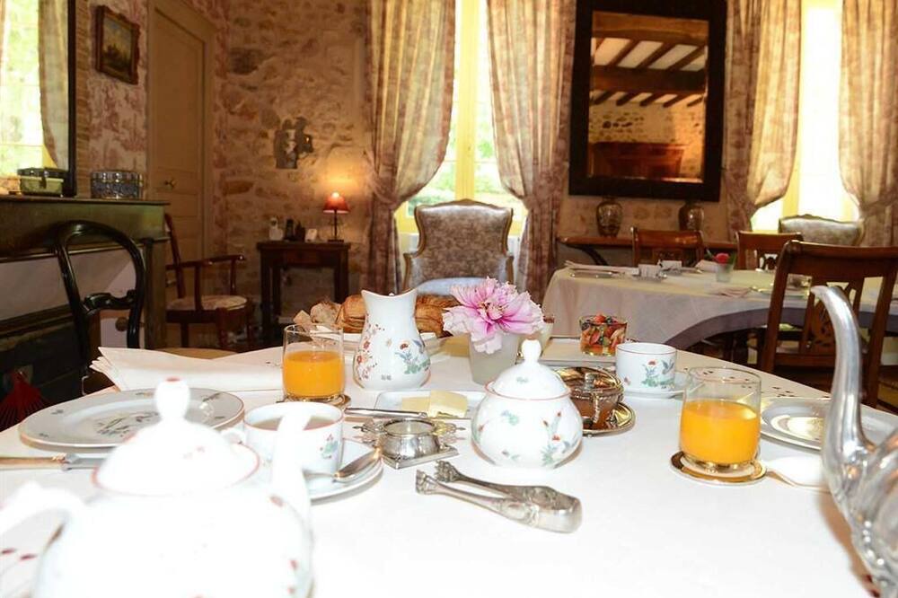 Photo of Others in Saint Palais