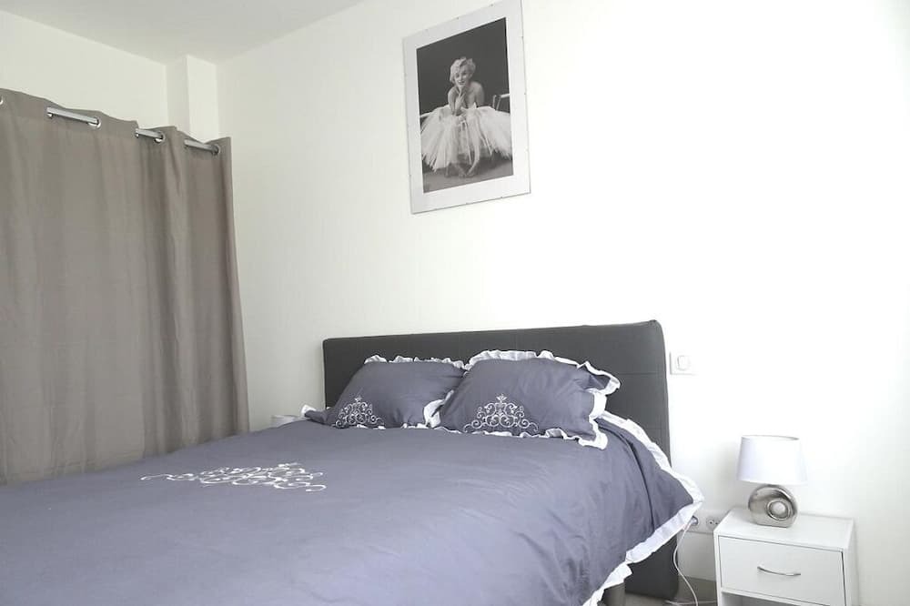 Photo of Bedroom in Saint-Germain-sur-Morin