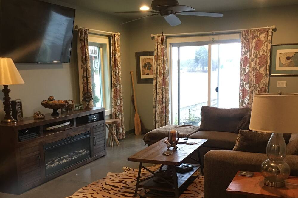Photo of Livingroom in Fair Haven