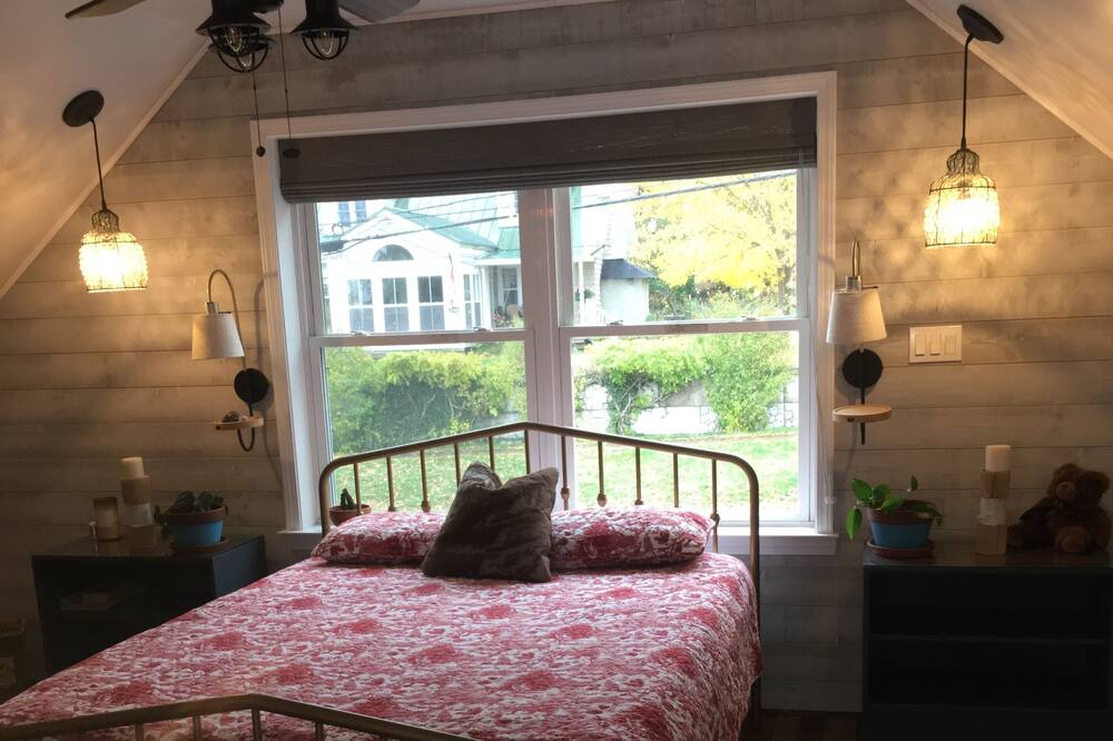 Photo of Bedroom in Fair Haven