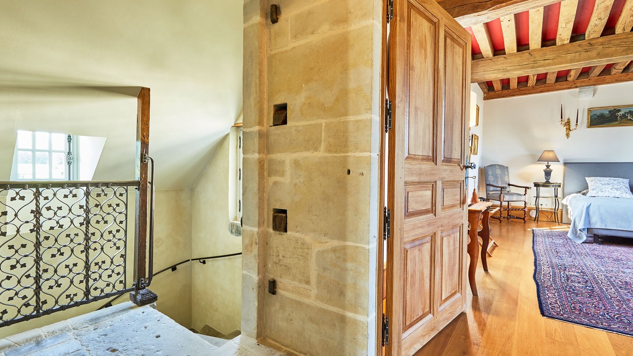 Photo of Others in Blay