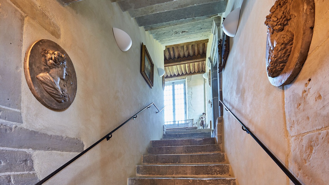 Photo of Others in Blay