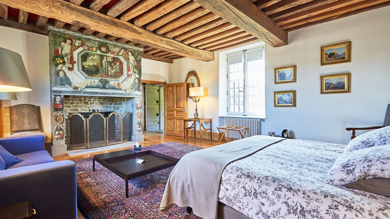 Photo of Others in Blay