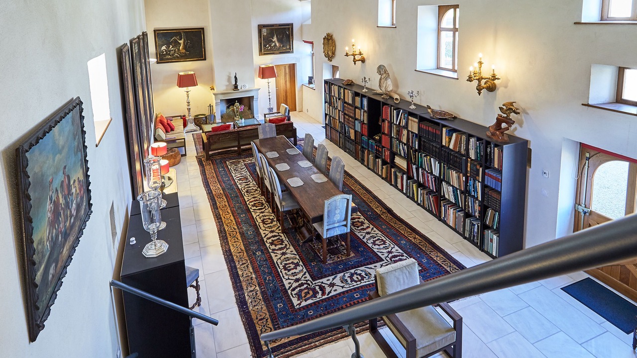 Photo of Others in Blay