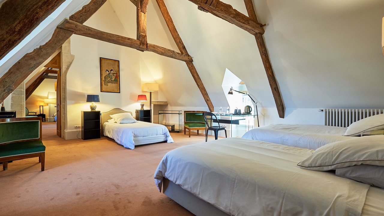 Photo of Others in Blay