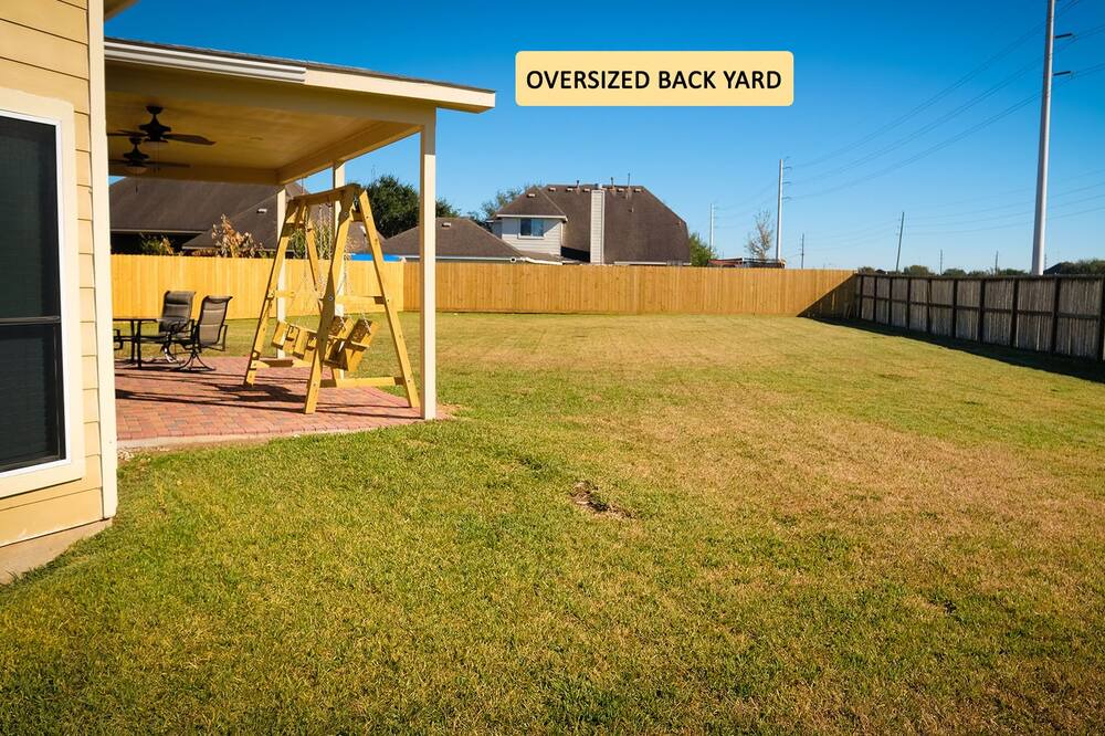 Photo of Outdoor in Riverpark West