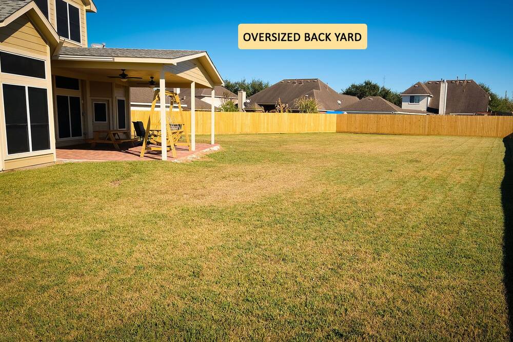 Photo of Outdoor in Riverpark West