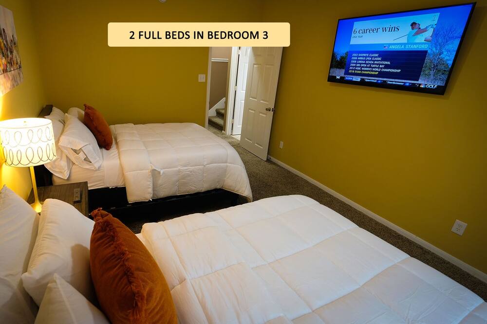 Photo of Bedroom in Riverpark West