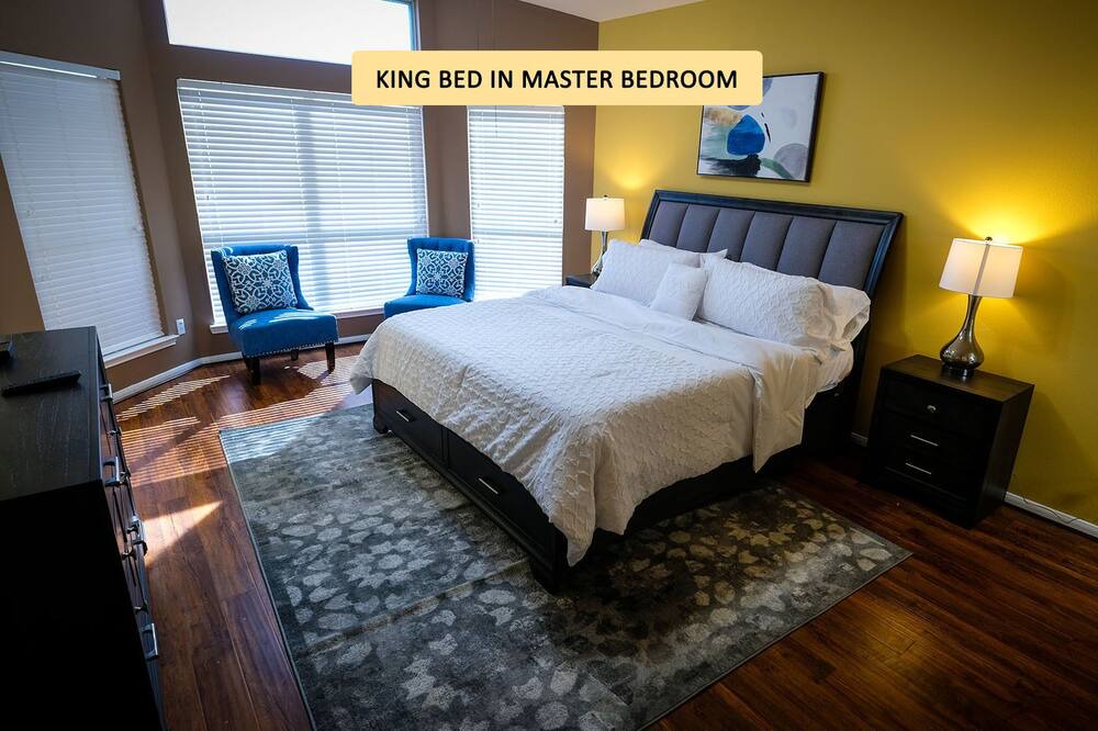 Photo of Bedroom in Riverpark West