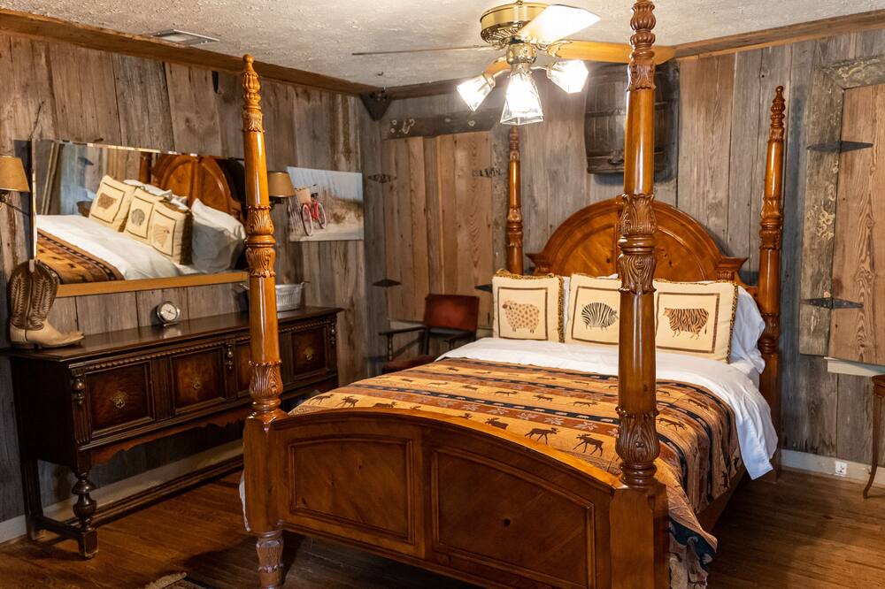 Photo of Bedroom in Satin