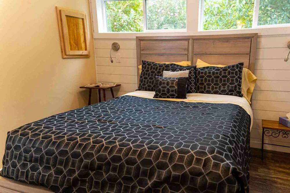 Photo of Bedroom in Satin