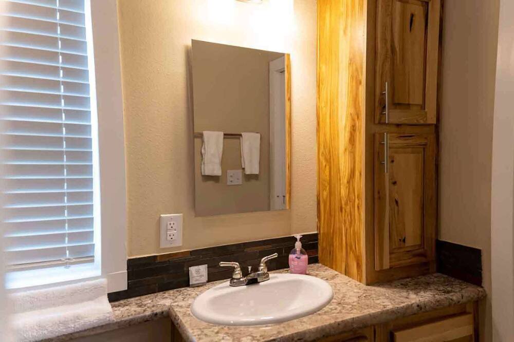Photo of Bathroom in Satin