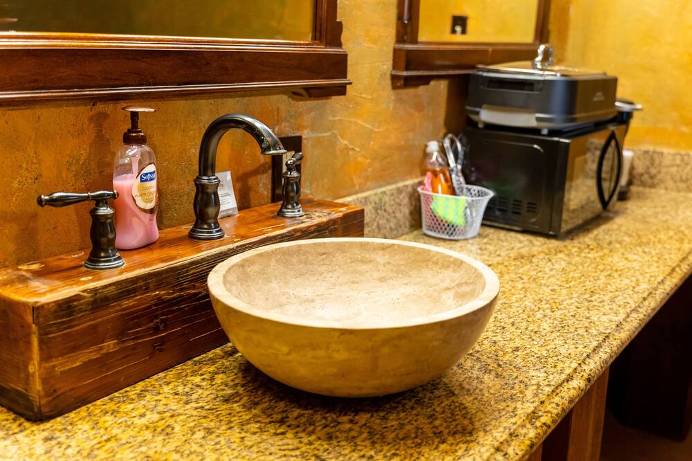 Photo of Bathroom in Satin