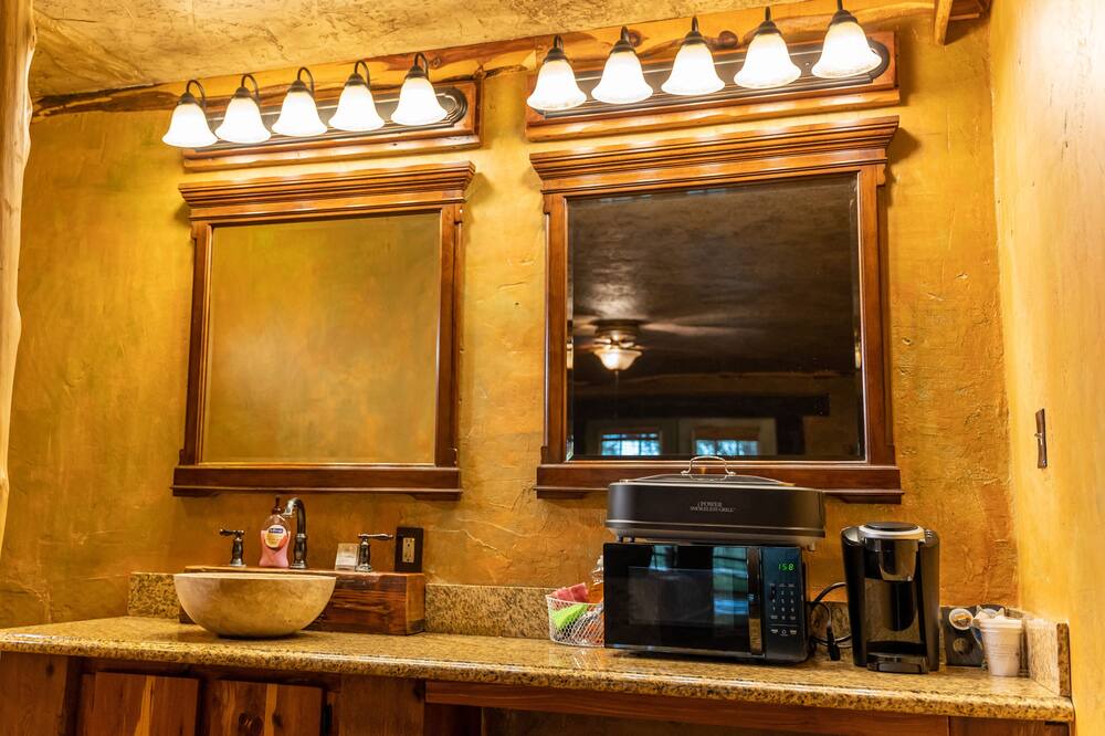 Photo of Kitchen in Satin