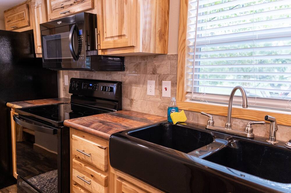 Photo of Kitchen in Satin