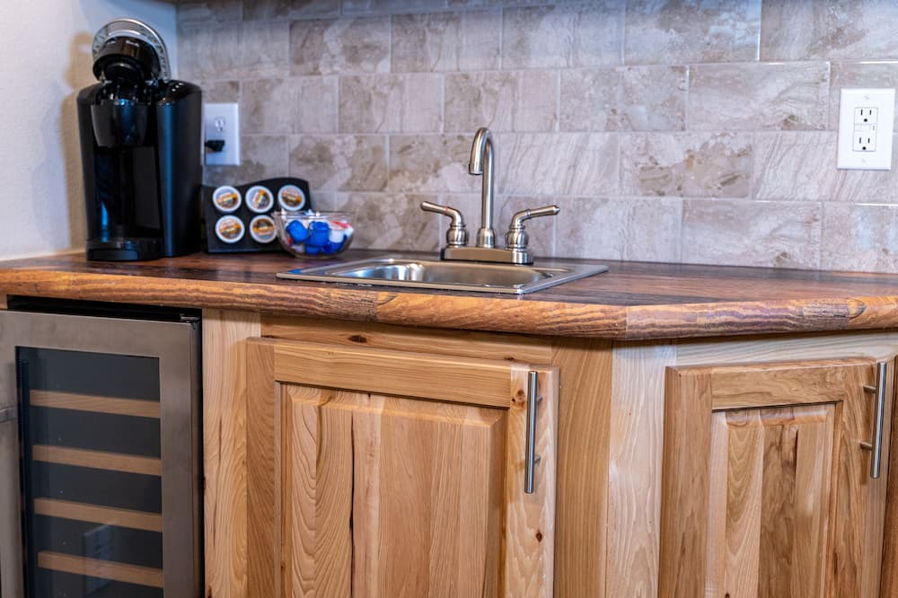 Photo of Kitchen in Satin