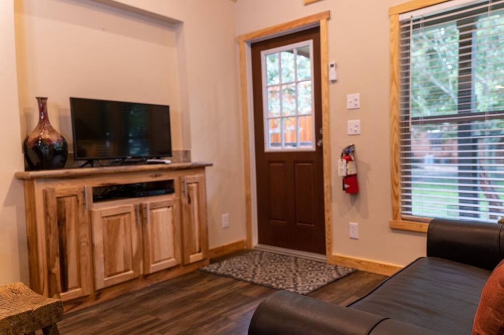 Photo of Livingroom in Satin