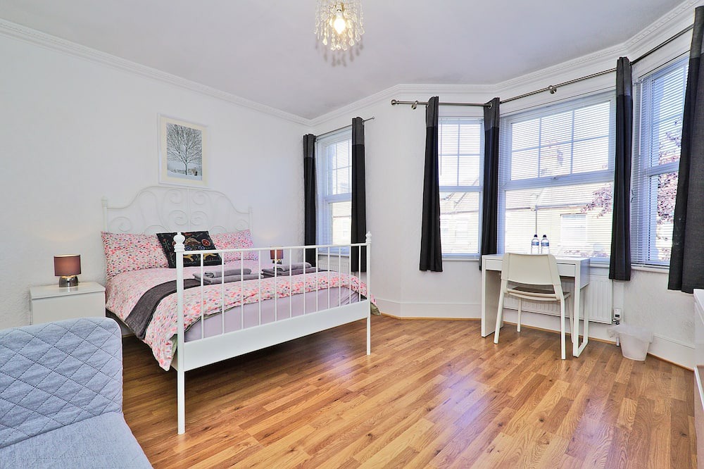 Photo of Bedroom in Plumstead