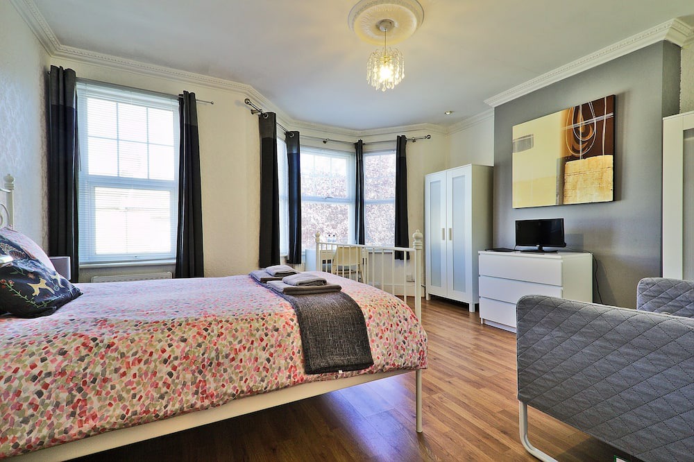 Photo of Bedroom in Plumstead