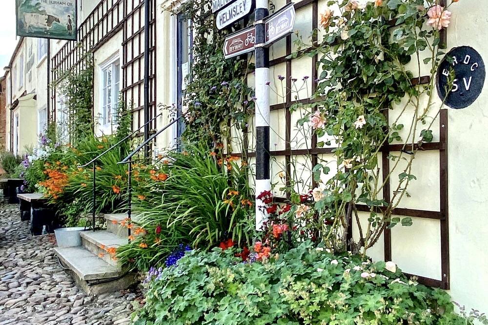 Photo of Outdoor in Crayke