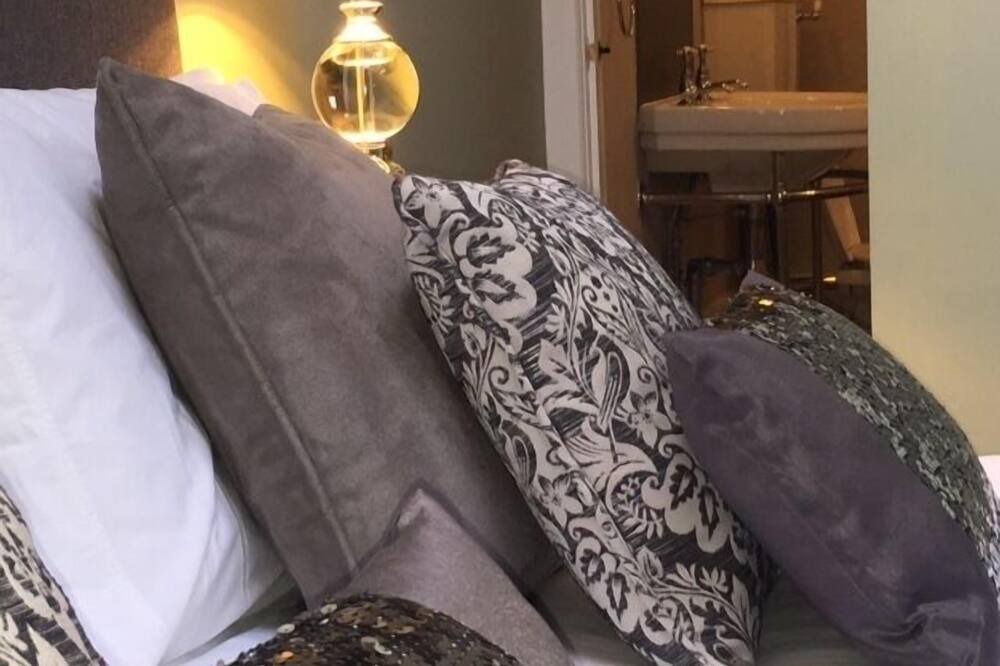 Photo of Others in Tidenham