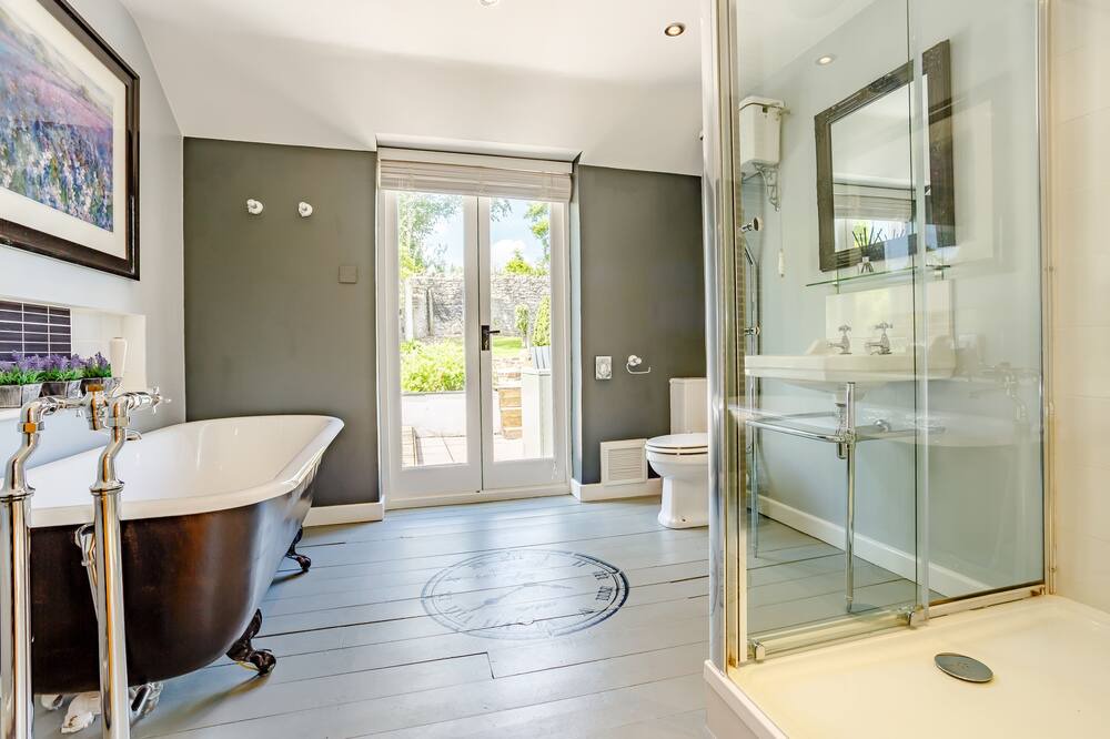 Photo of Bathroom in Tidenham