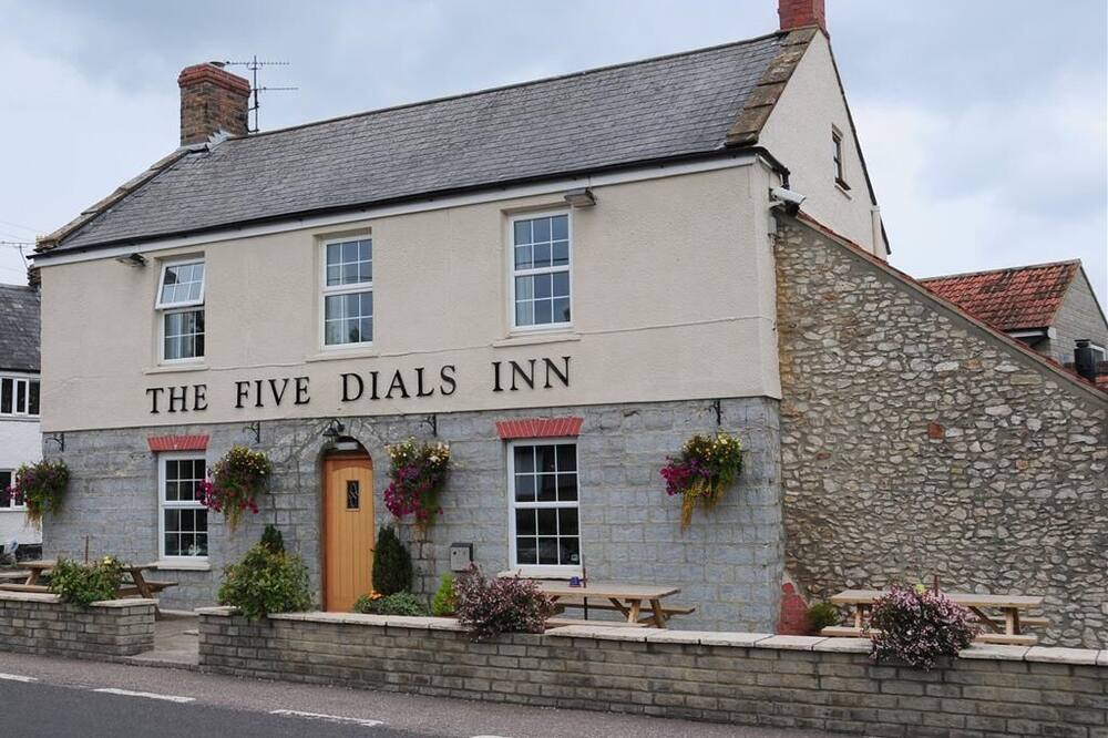 Photo of Others in Horton