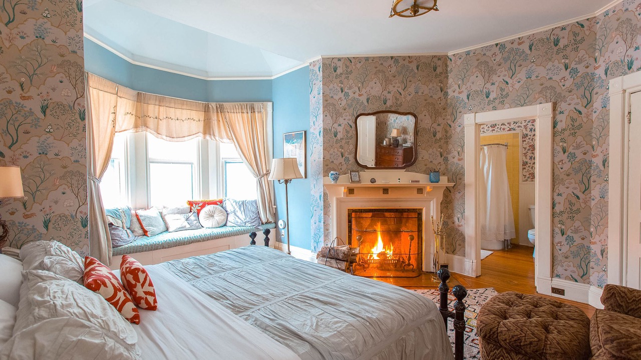 Photo of Livingroom in Lenox