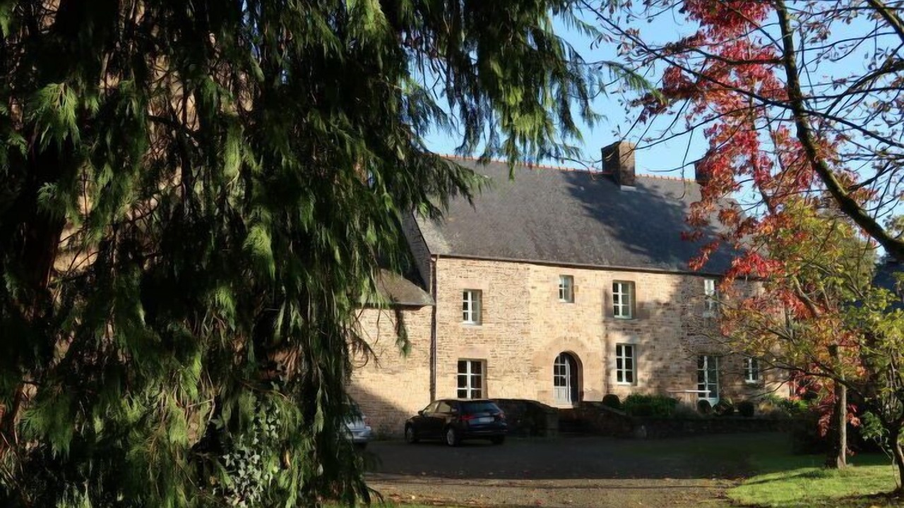 Photo of Buildings in Saint-Ouen-La-Rouerie