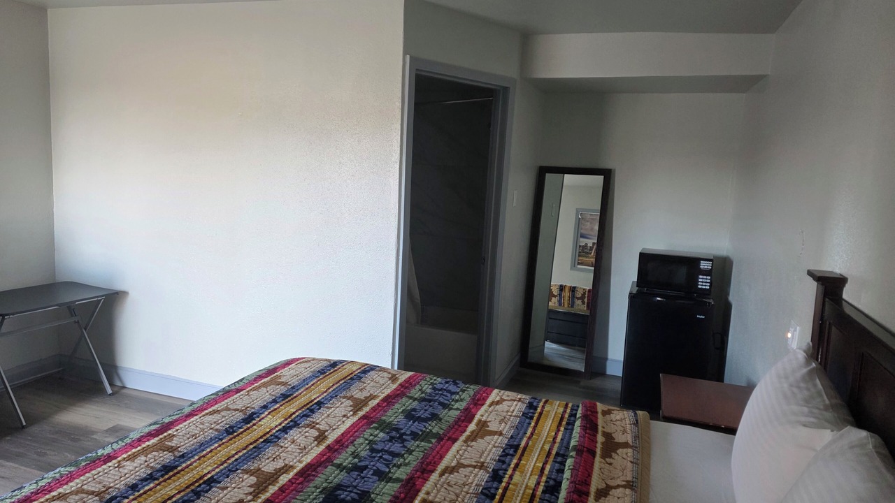 Photo of Bedroom in Fairmont City