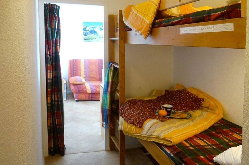 Photo of Bedroom in Saint-Aventin